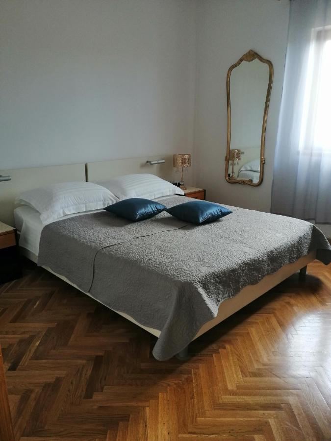 Olive Garden Accomodation Savar Eksteriør billede